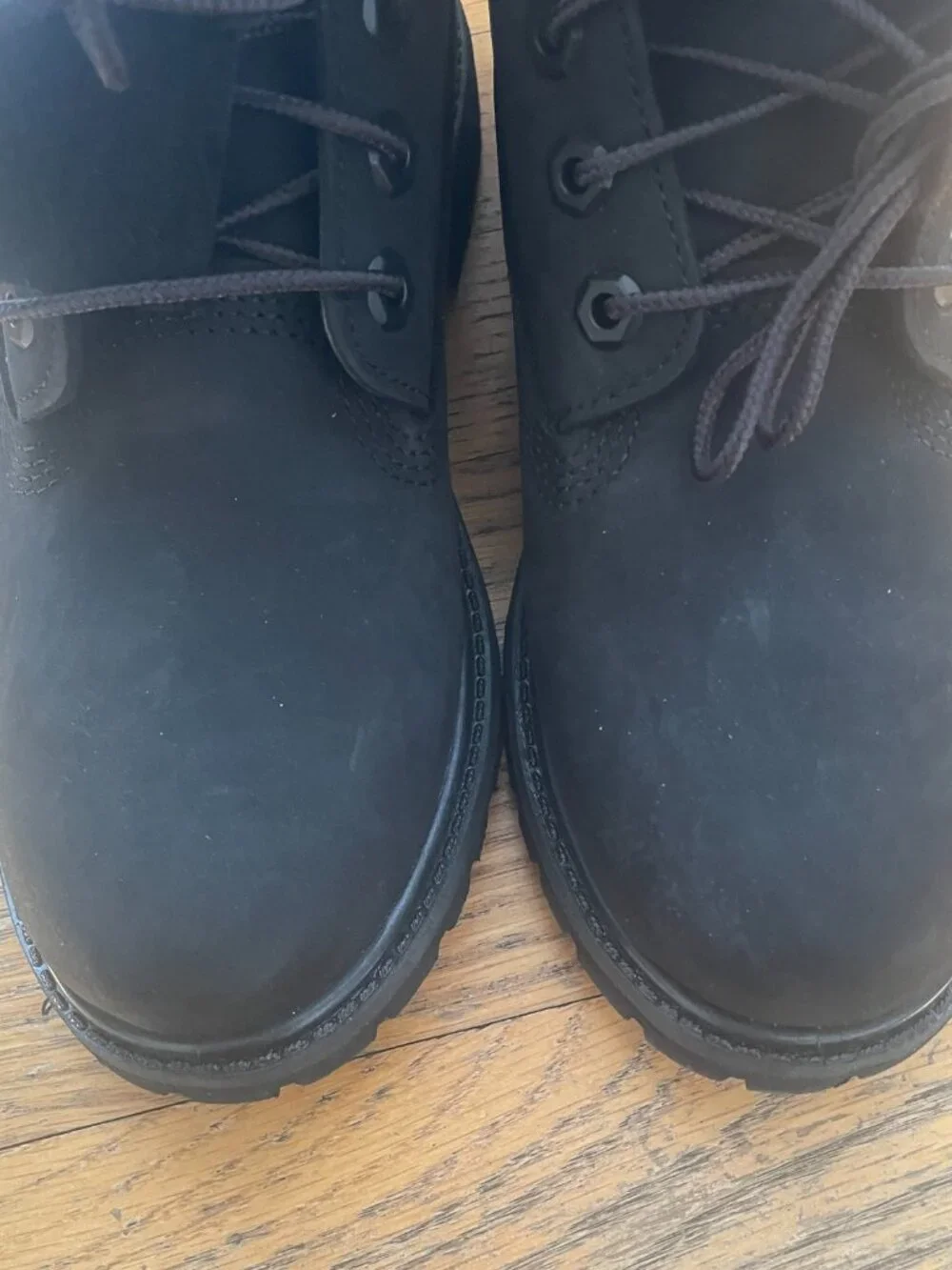 Timberland Premium 6-Inch Waterproof Boots in Black Nubuck Size 6